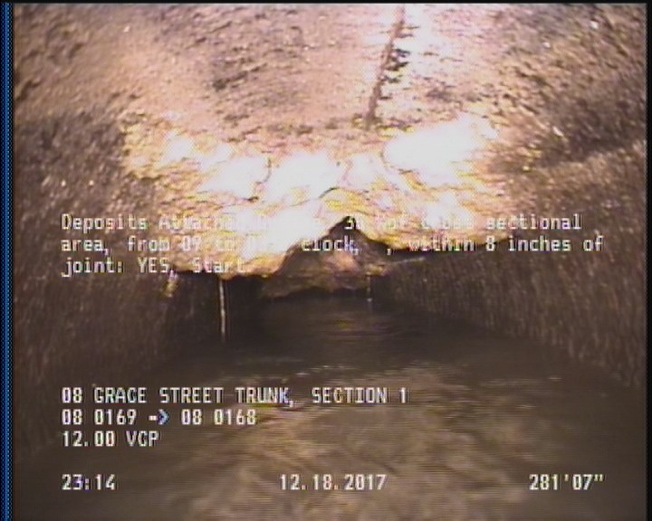 Deposits Attached Grease, 40 %of cross sectional area, from 09 to 03 o'clock, , within 8 inches of joint: YES, Start
