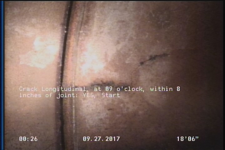 Crack Longitudinal, at 09 o'clock, within 8 inches of joint: YES, Start