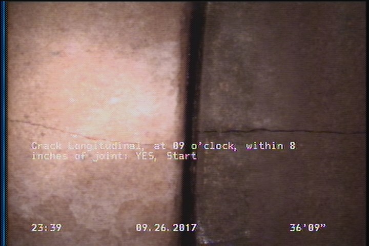 Crack Longitudinal, at 09 o'clock, within 8 inches of joint: YES, Start