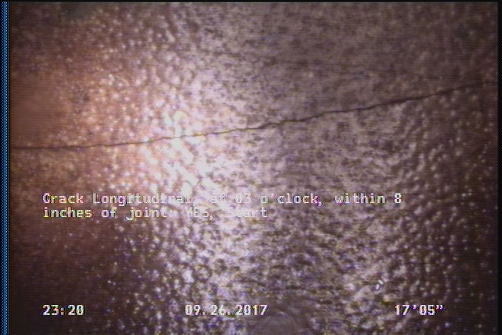 Crack Longitudinal, at 03 o'clock, within 8 inches of joint: YES, Start