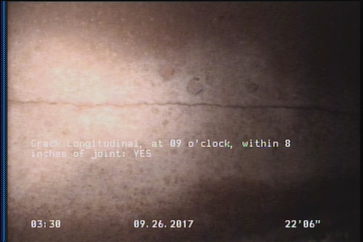 Crack Longitudinal, at 09 o'clock, within 8 inches of joint: YES