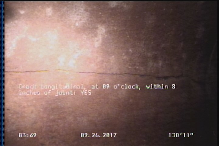 Crack Longitudinal, at 09 o'clock, within 8 inches of joint: YES