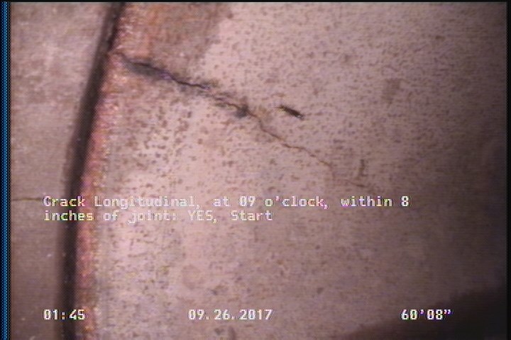 Crack Longitudinal, at 09 o'clock, within 8 inches of joint: YES, Start
