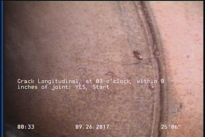 Crack Longitudinal, at 03 o'clock, within 8 inches of joint: YES, Start