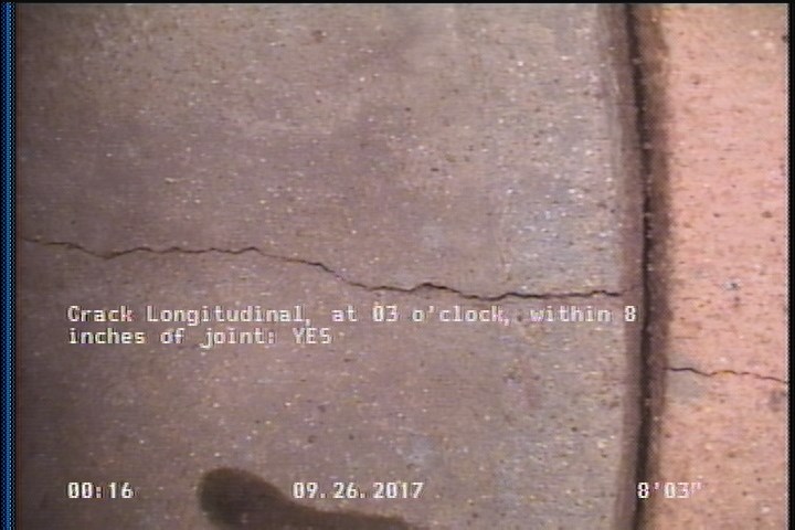 Crack Longitudinal, at 03 o'clock, within 8 inches of joint: YES