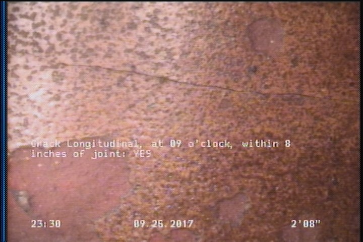 Crack Longitudinal, at 09 o'clock, within 8 inches of joint: YES