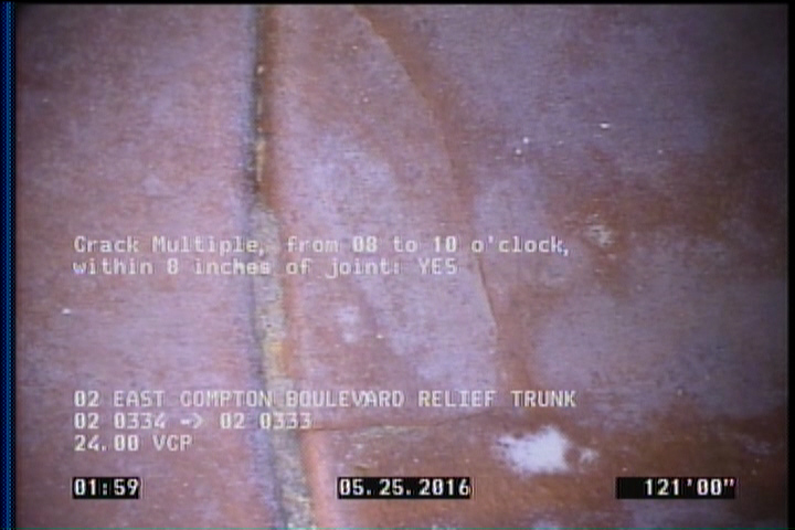 Crack Multiple, from 08 to 10 o'clock, within 8 inches of joint: YES