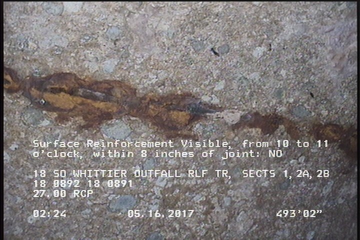 Surface Reinforcement Visible, from 10 to 11 o'clock, within 8 inches of joint: NO