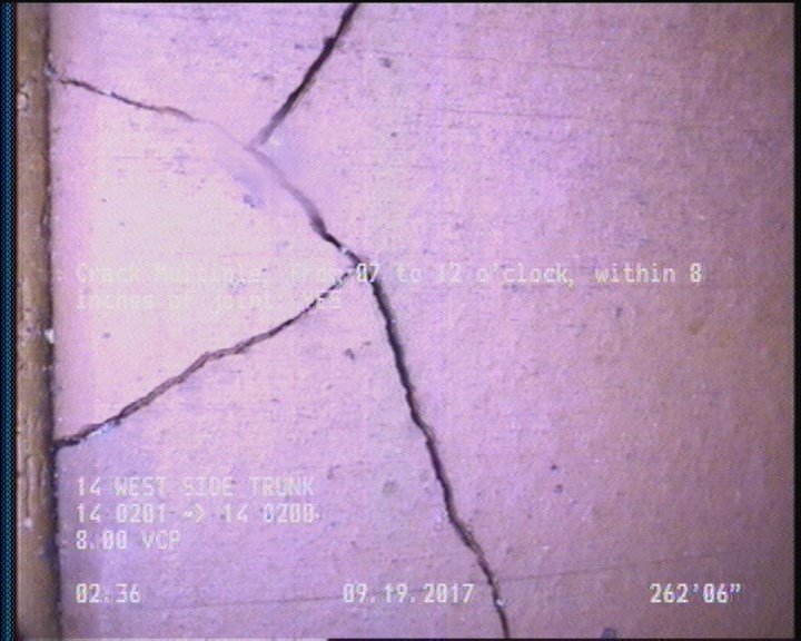 Crack Multiple, from 07 to 12 o'clock, within 8 inches of joint: YES