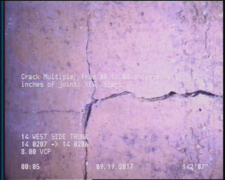Crack Multiple, from 08 to 04 o'clock, within 8 inches of joint: YES, Start