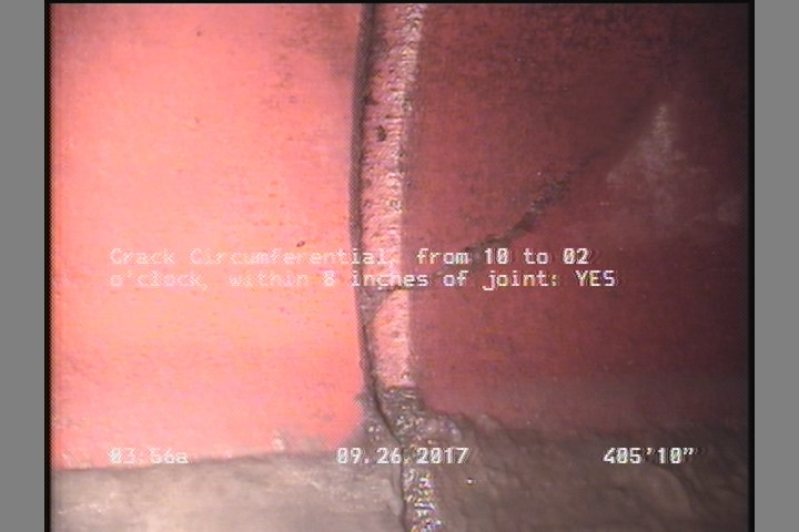 Crack Circumferential, from 10 to 02 o'clock, within 8 inches of joint: YES