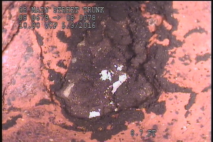 Hole Soil Visible, at 12 o'clock, within 8 inches of joint: YES - 1" X1"
