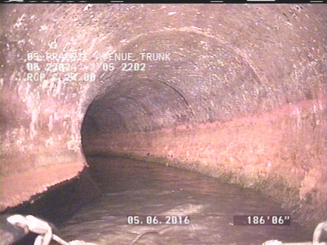 Deposits Attached Grease, 5 %of cross sectional area, from 03 to 09 o'clock, , within 8 inches of joint: YES, Start