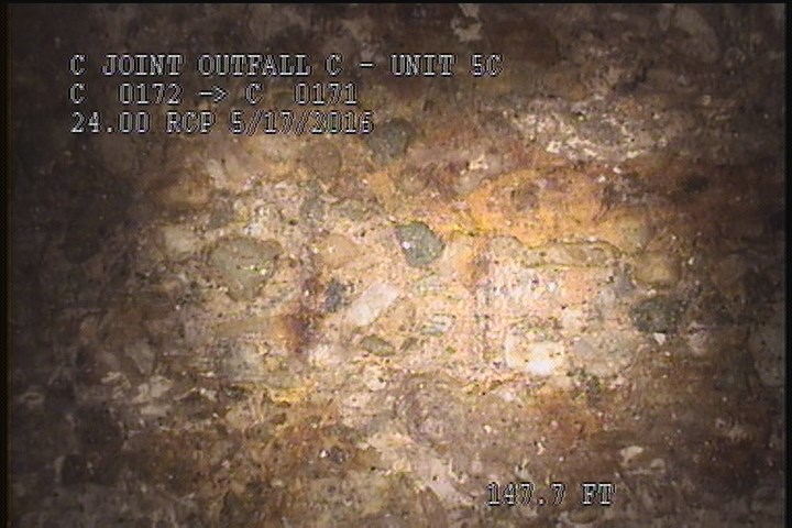 Surface Reinforcement Visible, at 01 o'clock, within 8 inches of joint: NO