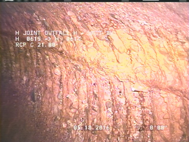 Surface Aggregate Projecting, from 11 to 01 o'clock, within 8 inches of joint: NO, Start - SEVERE AGG