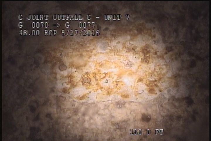 Surface Aggregate Visible, at 01 o'clock, within 8 inches of joint: NO