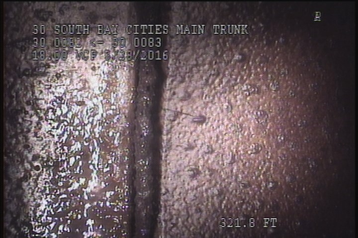 Roots Tap Joint, from 11 to 01 o'clock, 5 %, within 8 inches of joint: YESR