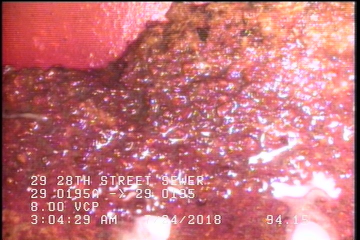Deposits Attached Encrustation, 5 %of cross sectional area, from 06 to 07 o'clock, , within 8 inches of joint: YES