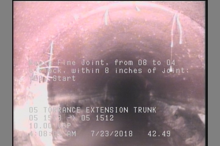 Roots Fine Joint, from 08 to 04 o'clock, within 8 inches of joint: YES, Start