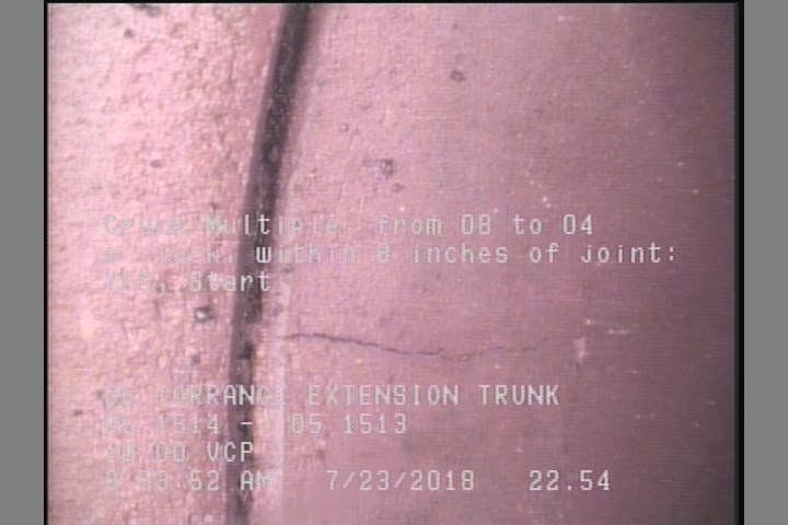 Crack Multiple, from 08 to 04 o'clock, within 8 inches of joint: YES, Start