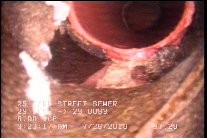 Tap Factory Made Defective, at 10 o'clock, -, within 8 inches of joint: YES, 6" - FRACTURE AT TAP