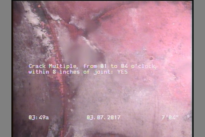 Crack Multiple, from 01 to 04 o'clock, within 8 inches of joint: YES