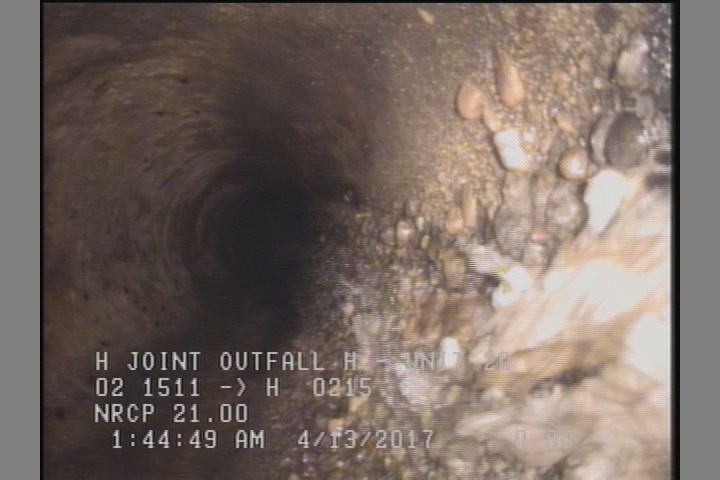 Surface Aggregate Projecting, from 05 to 07 o'clock, within 8 inches of joint: YES, Start