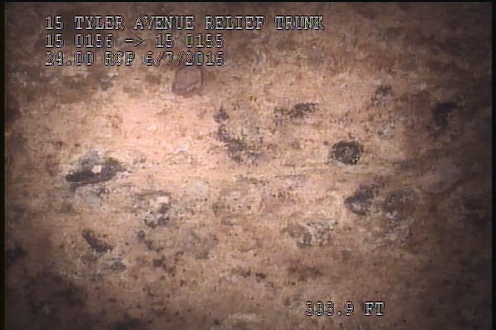Surface Aggregate Visible, from 11 to 01 o'clock, within 8 inches of joint: YES - SEVERE AGG