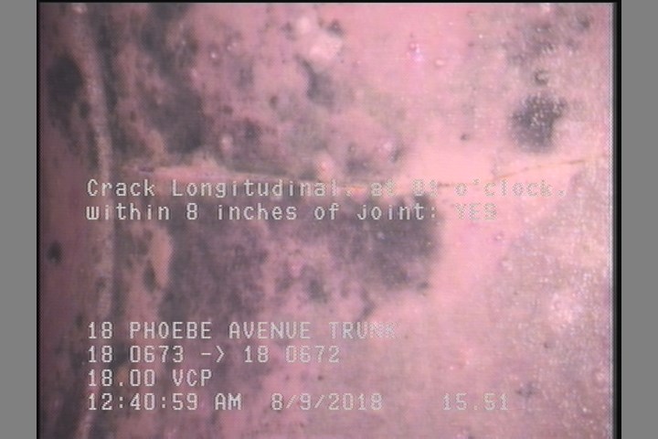 Crack Longitudinal, at 01 o'clock, within 8 inches of joint: YES