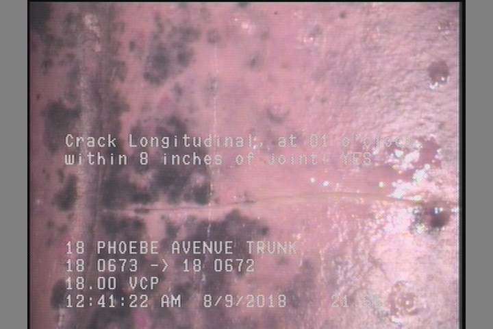 Crack Longitudinal, at 01 o'clock, within 8 inches of joint: YES