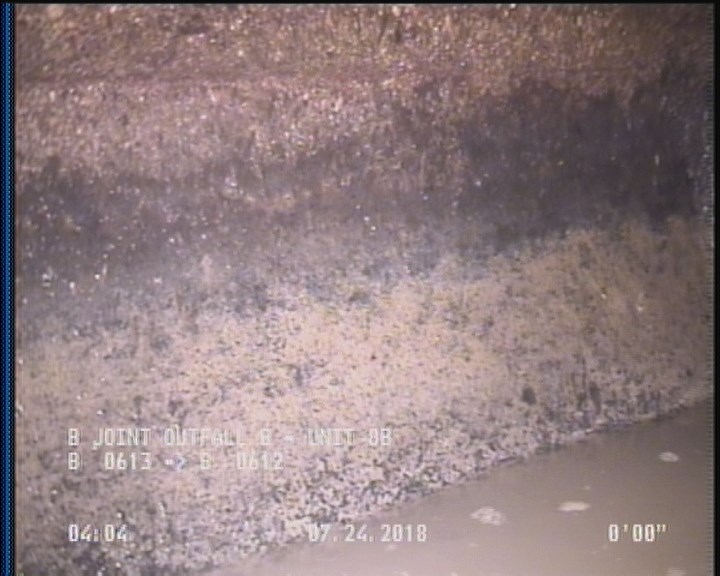 Deposits Attached Grease, 5 %of cross sectional area, from 03 to 09 o'clock, , within 8 inches of joint: YES, Start