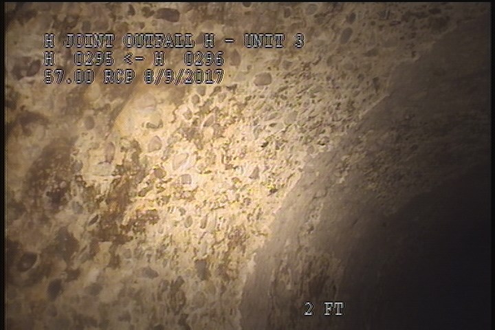 Surface Aggregate Projecting, from 09 to 03 o'clock, within 8 inches of joint: NO - THROUGHOUT THE REACH