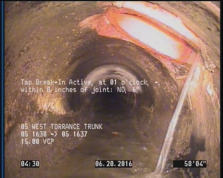 Tap Break-In Active, at 01 o'clock, -, within 8 inches of joint: NO, 6"