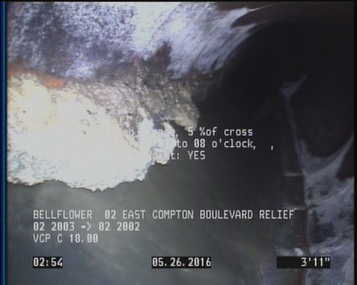 Deposits Attached Grease, 5 %of cross sectional area, from 07 to 08 o'clock, , within 8 inches of joint: YES