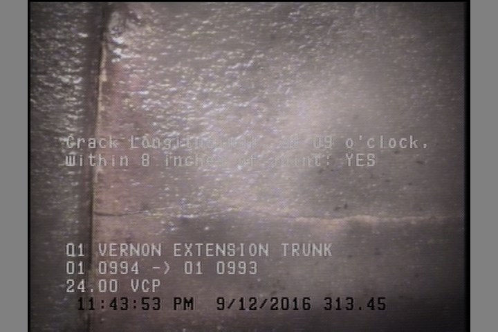 Crack Longitudinal, at 09 o'clock, within 8 inches of joint: YES