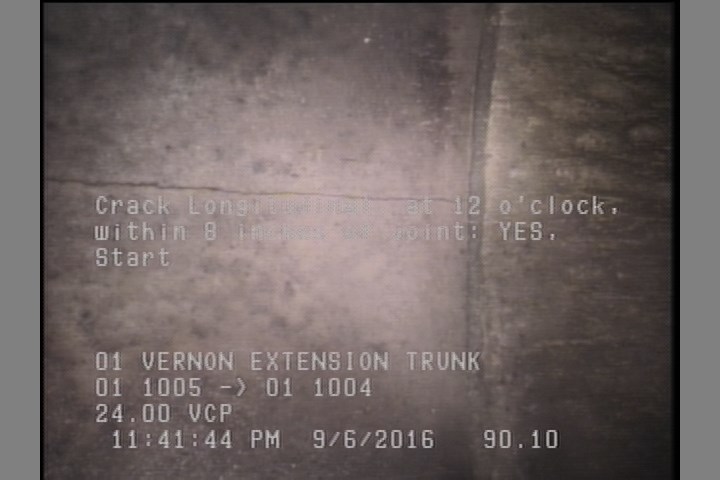 Crack Longitudinal, at 12 o'clock, within 8 inches of joint: YES, Start