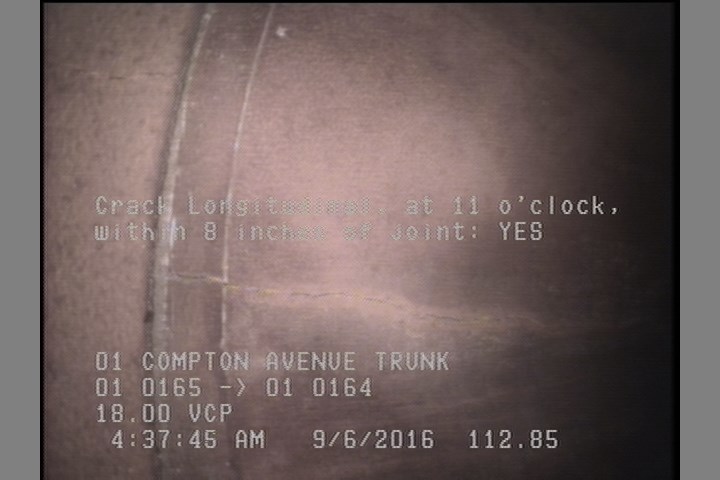 Crack Longitudinal, at 11 o'clock, within 8 inches of joint: YES