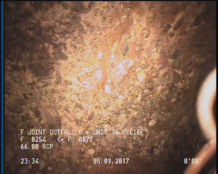 Surface Aggregate Projecting, from 08 to 04 o'clock, within 8 inches of joint: YES