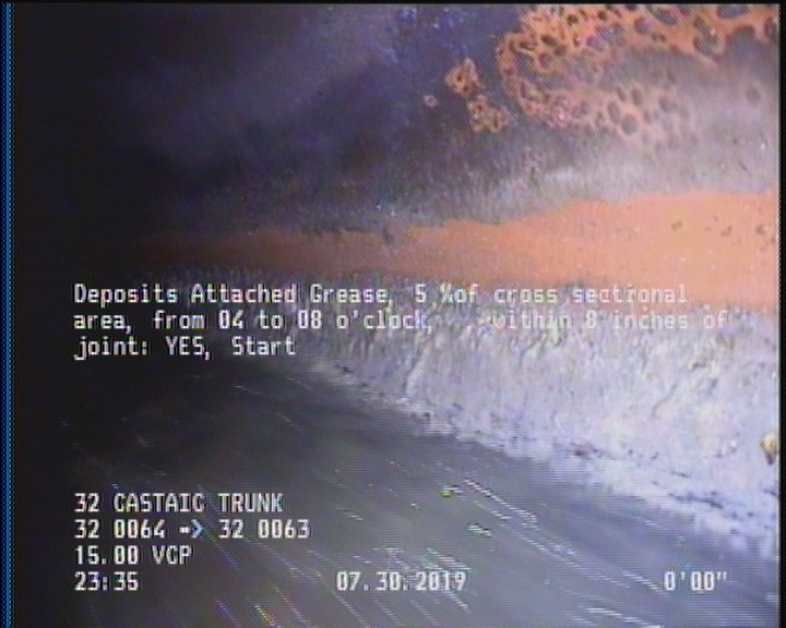 Deposits Attached Grease, 5 %of cross sectional area, from 04 to 08 o'clock, , within 8 inches of joint: YES, Start