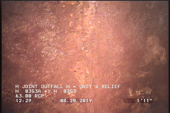 Surface Aggregate Projecting, from 08 to 04 o'clock, within 8 inches of joint: YES, Start