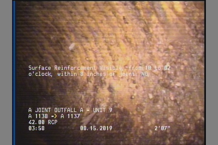 Surface Reinforcement Visible, from 10 to 02 o'clock, within 8 inches of joint: NO