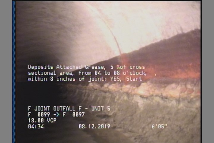 Deposits Attached Grease, 5 %of cross sectional area, from 04 to 08 o'clock, , within 8 inches of joint: YES, Start