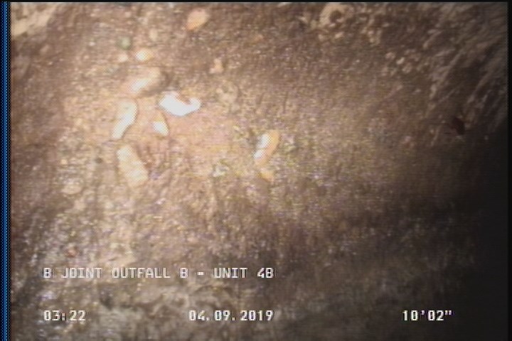 Surface Aggregate Projecting, from 08 to 04 o'clock, within 8 inches of joint: YES, Start