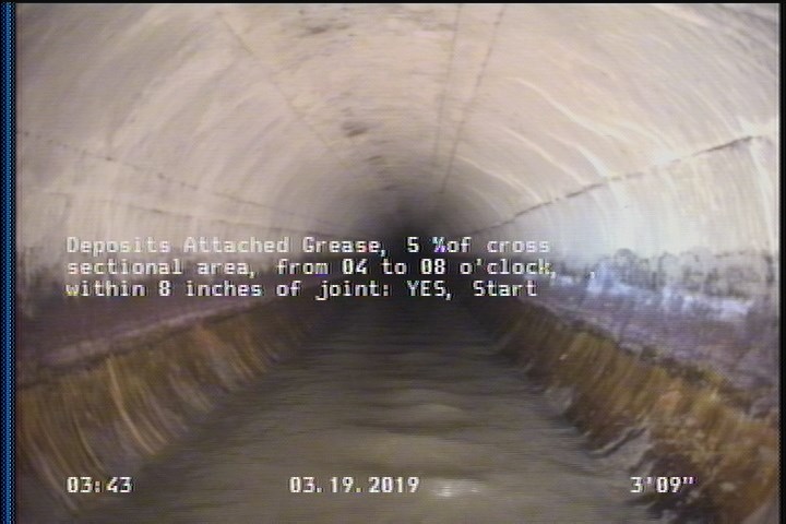 Deposits Attached Grease, 5 %of cross sectional area, from 04 to 08 o'clock, , within 8 inches of joint: YES, Start