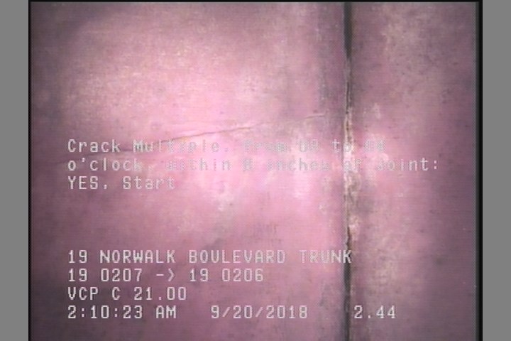 Crack Multiple, from 08 to 04 o'clock, within 8 inches of joint: YES, Start