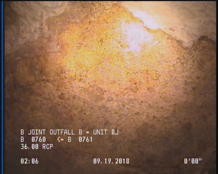 Surface Aggregate Visible, from 09 to 03 o'clock, within 8 inches of joint: YES