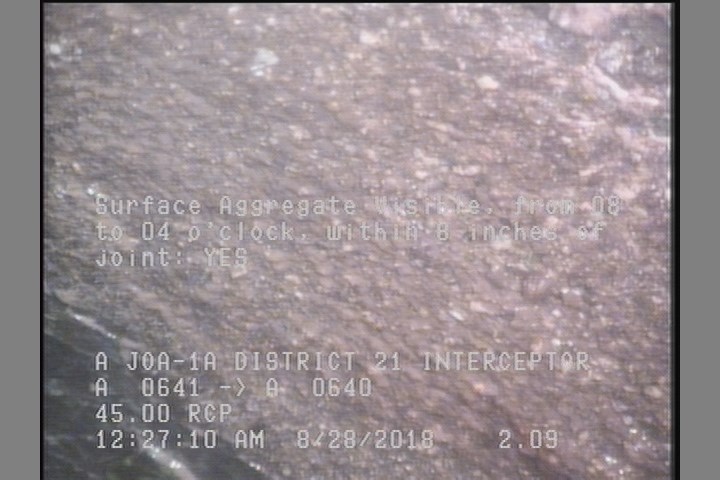 Surface Aggregate Visible, from 08 to 04 o'clock, within 8 inches of joint: YES