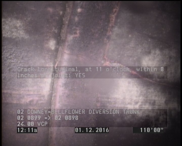 Crack Longitudinal, at 11 o'clock, within 8 inches of joint: YES