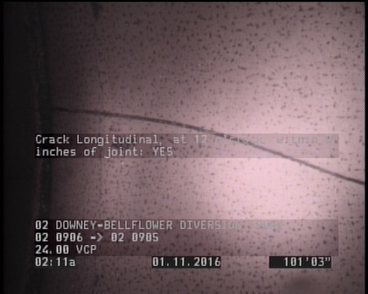 Crack Longitudinal, at 12 o'clock, within 8 inches of joint: YES