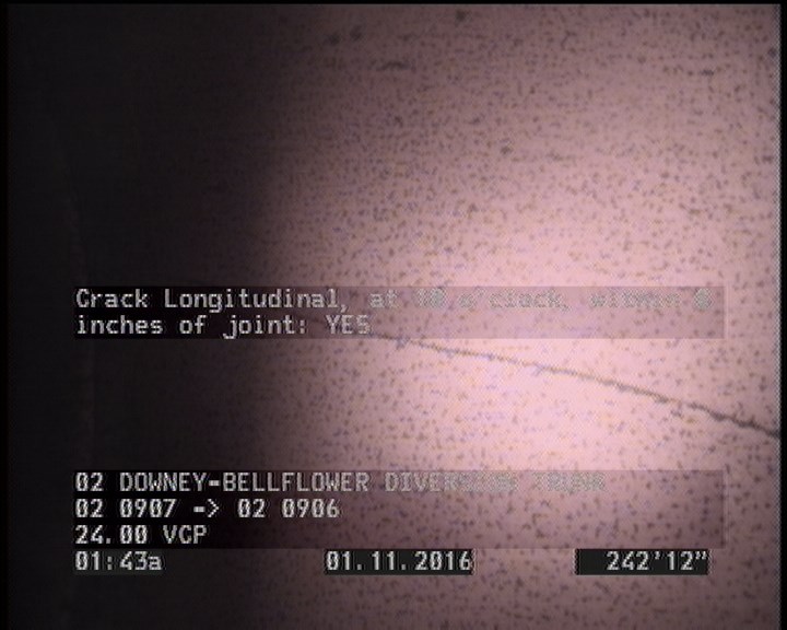 Crack Longitudinal, at 10 o'clock, within 8 inches of joint: YES
